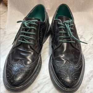 Black and Green Wingtip Oxford Shoes with Brogue Detailing